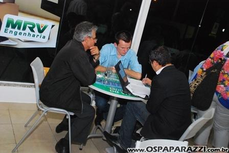 Mariana Felício e Daniel Saullo participam de lançamento