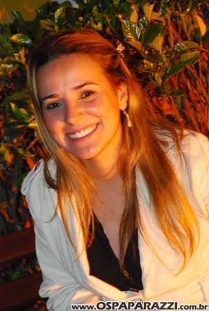 Mariana Felício e Daniel Saullo participam de lançamento