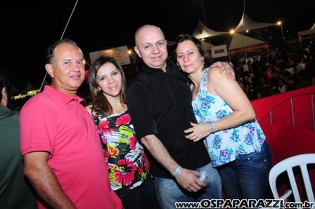 Paula Fernandes faz show em São José dos Campos