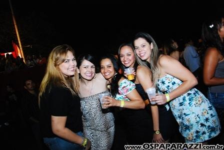 Paula Fernandes faz show em São José dos Campos