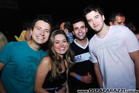 Paula Fernandes faz show em São José dos Campos