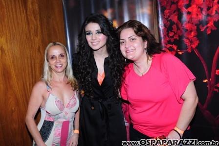 Paula Fernandes faz show em São José dos Campos