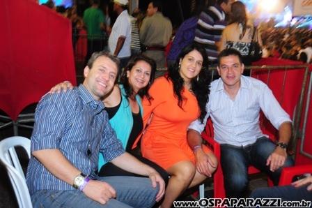 Paula Fernandes faz show em São José dos Campos