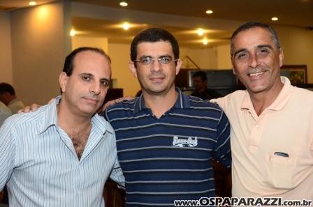 Edson e Hudson fazem coletiva de imprensa no Vila da Aldeia