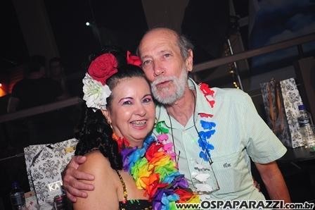 Havaí é tema do aniversário de Willian Roggles