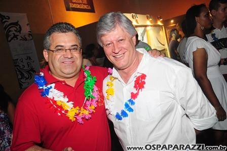 Havaí é tema do aniversário de Willian Roggles