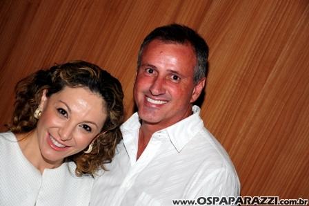 Cia Paulista de Moda lança livro no Teatro Colinas