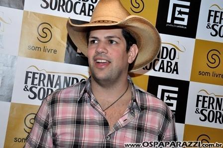 Fernando e Sorocaba fazem show na Estância Nativa Sertaneja
