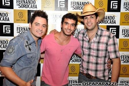 Fernando e Sorocaba fazem show na Estância Nativa Sertaneja