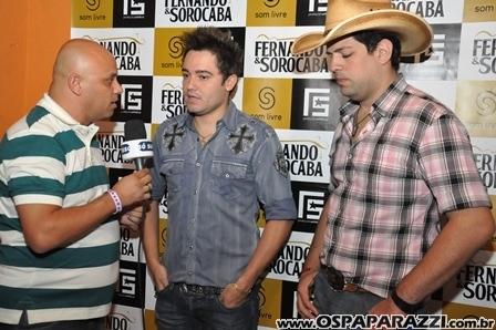 Fernando e Sorocaba fazem show na Estância Nativa Sertaneja