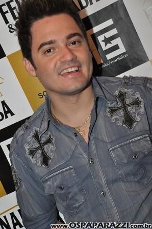 Fernando e Sorocaba fazem show na Estância Nativa Sertaneja
