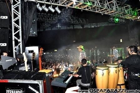 Fernando e Sorocaba fazem show na Estância Nativa Sertaneja