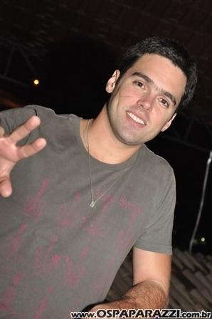 Fernando e Sorocaba fazem show na Estância Nativa Sertaneja