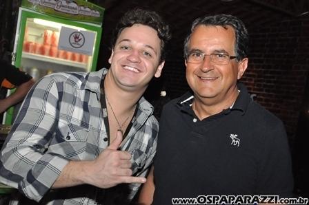Fernando e Sorocaba fazem show na Estância Nativa Sertaneja