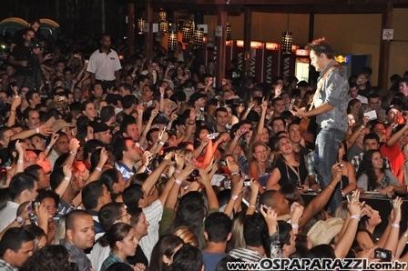 Fernando e Sorocaba fazem show na Estância Nativa Sertaneja