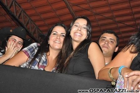 Fernando e Sorocaba fazem show na Estância Nativa Sertaneja
