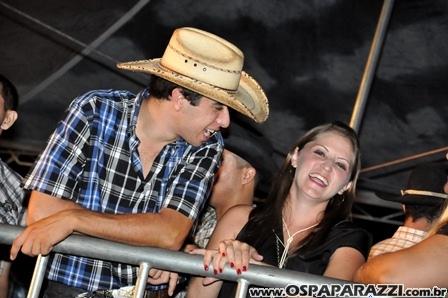 Fernando e Sorocaba fazem show na Estância Nativa Sertaneja