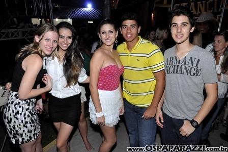 Fernando e Sorocaba fazem show na Estância Nativa Sertaneja