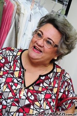 Renata Vallin inaugura boutique de roupas femininas