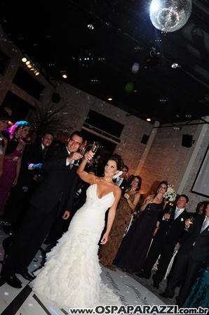Ana Paula e Ricardo fazem linda festa de casamento