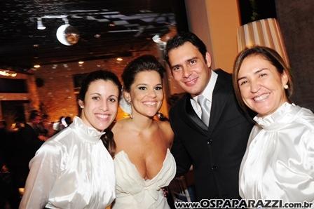 Ana Paula e Ricardo fazem linda festa de casamento