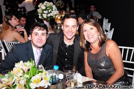Ana Paula e Ricardo fazem linda festa de casamento