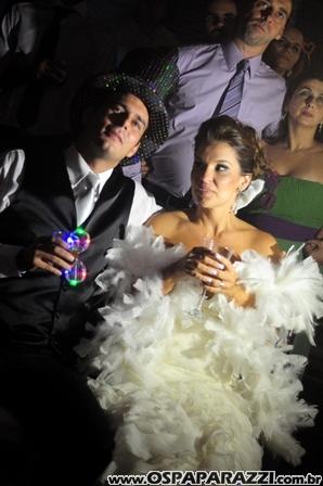 Ana Paula e Ricardo fazem linda festa de casamento