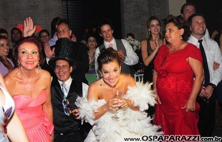 Ana Paula e Ricardo fazem linda festa de casamento