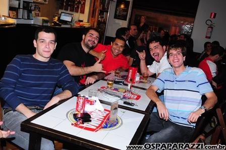 O Funil Bar comemora aniversário com festa