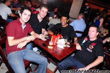 O Funil Bar comemora aniversário com festa