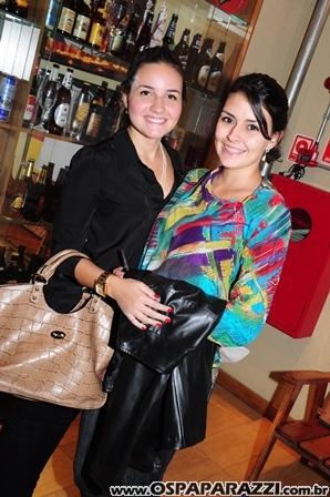 Elenco de Os Libertinos curte Guten Bier