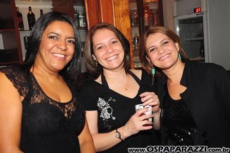 Elenco de Os Libertinos curte Guten Bier