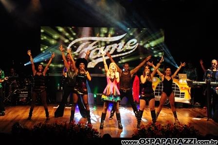 Ana Furtado apresenta os 15 anos do Shopping Colinas