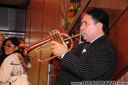 Ana Furtado apresenta os 15 anos do Shopping Colinas