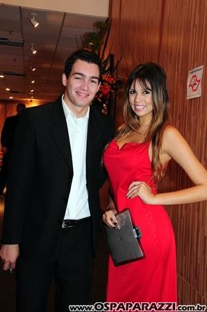 Ana Furtado apresenta os 15 anos do Shopping Colinas