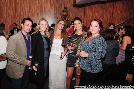 Ana Furtado apresenta os 15 anos do Shopping Colinas