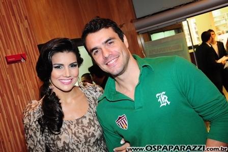 Ana Furtado apresenta os 15 anos do Shopping Colinas