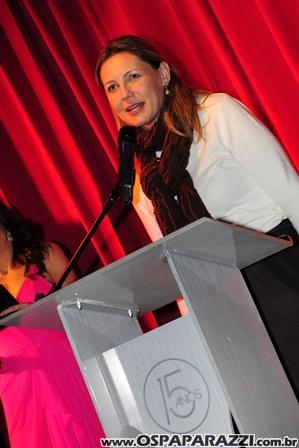 Ana Furtado apresenta os 15 anos do Shopping Colinas