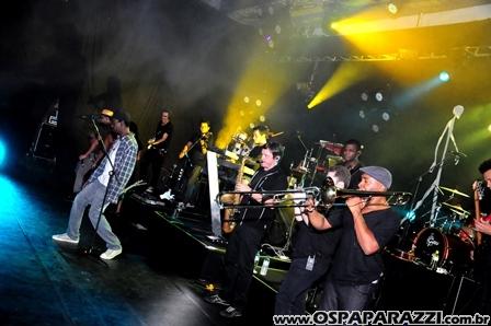Seu Jorge brilha em show em São José dos Campos