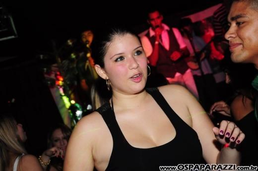Véspera de feriado com Vegas Party no La Musik