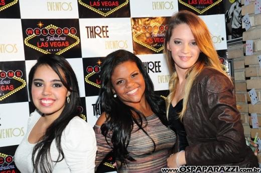 Véspera de feriado com Vegas Party no La Musik