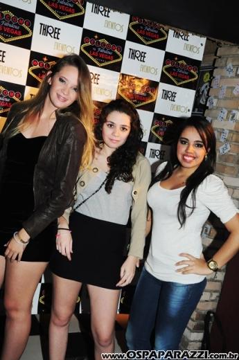 Véspera de feriado com Vegas Party no La Musik