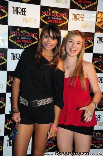 Véspera de feriado com Vegas Party no La Musik