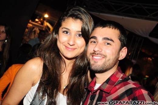 Véspera de feriado com Vegas Party no La Musik
