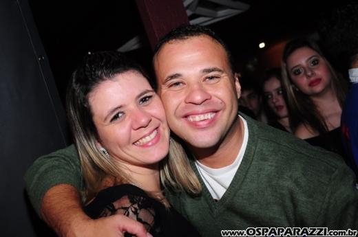 Véspera de feriado com Vegas Party no La Musik