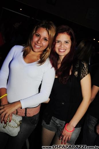 Véspera de feriado com Vegas Party no La Musik