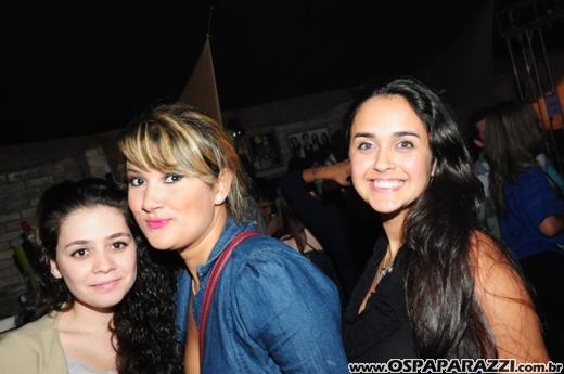 Véspera de feriado com Vegas Party no La Musik