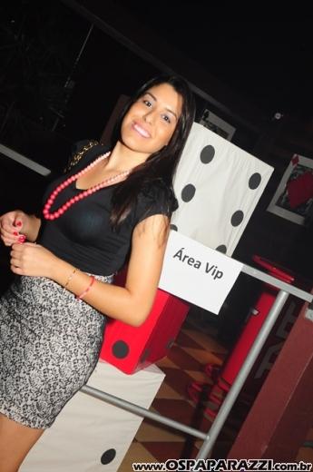 Véspera de feriado com Vegas Party no La Musik