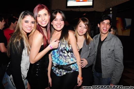 Véspera de feriado com Vegas Party no La Musik