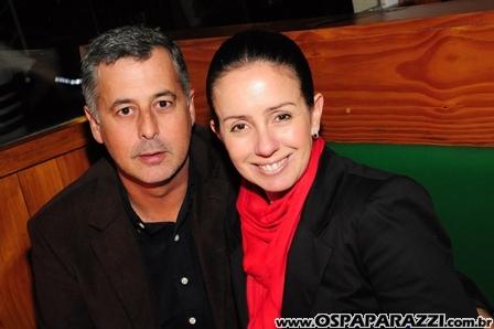 Casais apaixonados comemoram o Dia dos Namorados no Guten